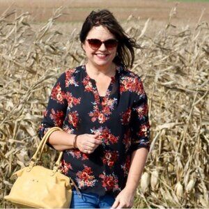 Daniel Rainn black and red floral 3/4 sleeve top Size XXL